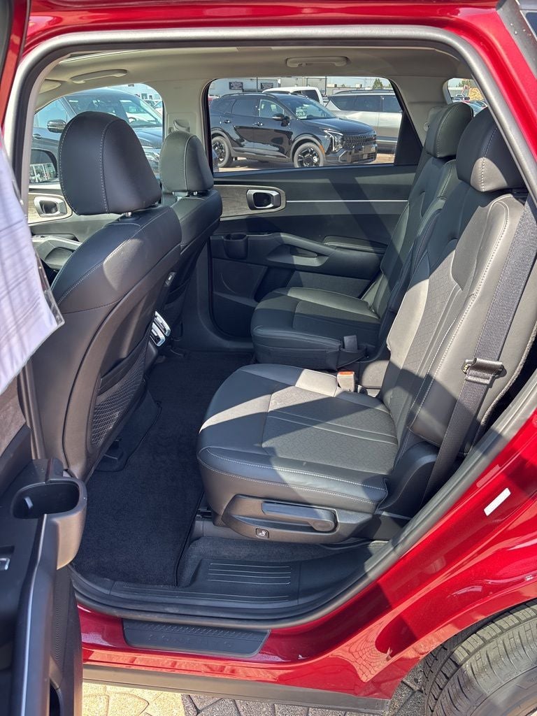 2023 Kia Sorento EX
