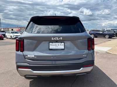 2024 Kia Sorento S