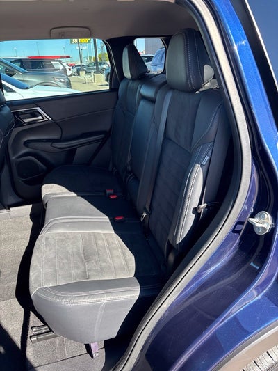2022 Mitsubishi Outlander SE