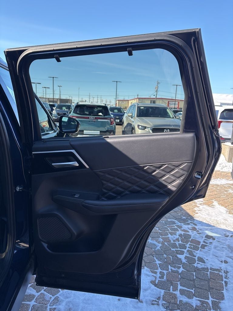 2024 Mitsubishi Outlander PHEV SEL