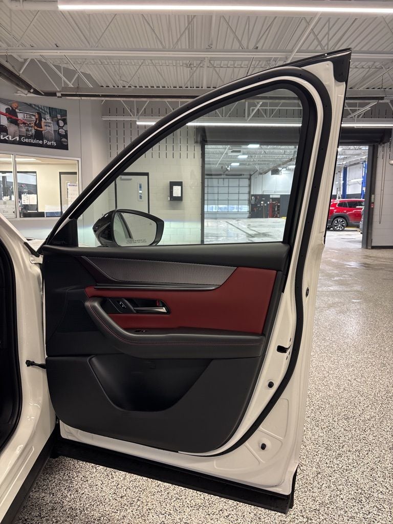 2025 Mazda Mazda CX-70 PHEV Premium Plus