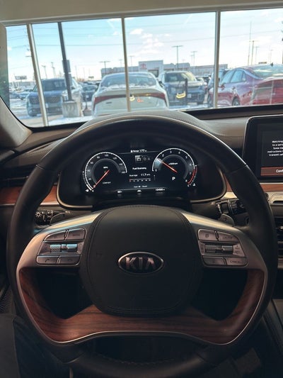 2020 Kia K900 Luxury VIP Package