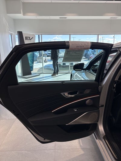 2020 Kia K900 Luxury VIP Package