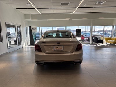 2020 Kia K900 Luxury VIP Package