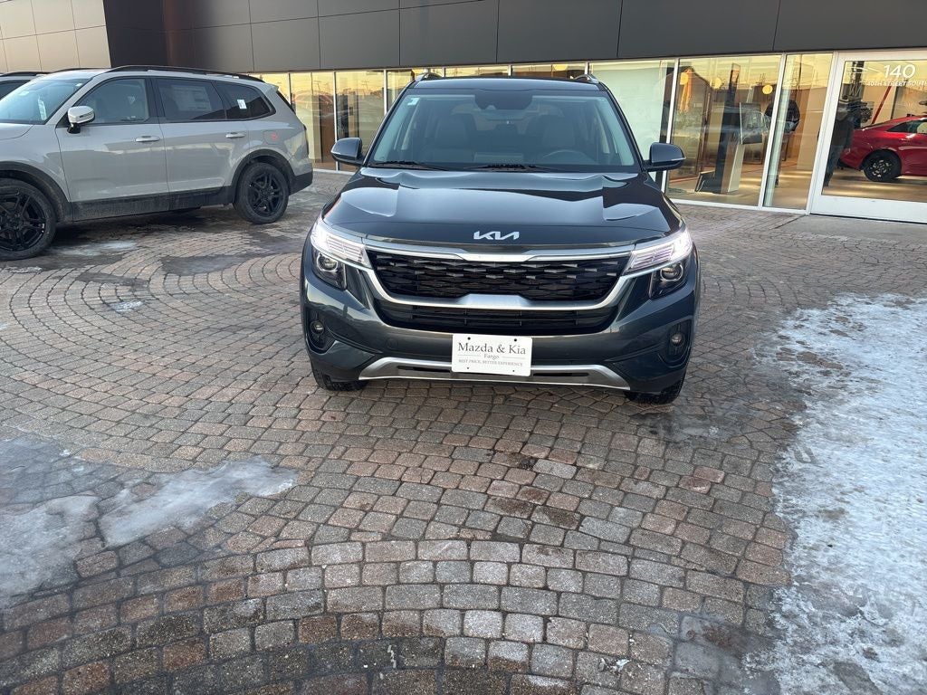 2023 Kia Seltos EX