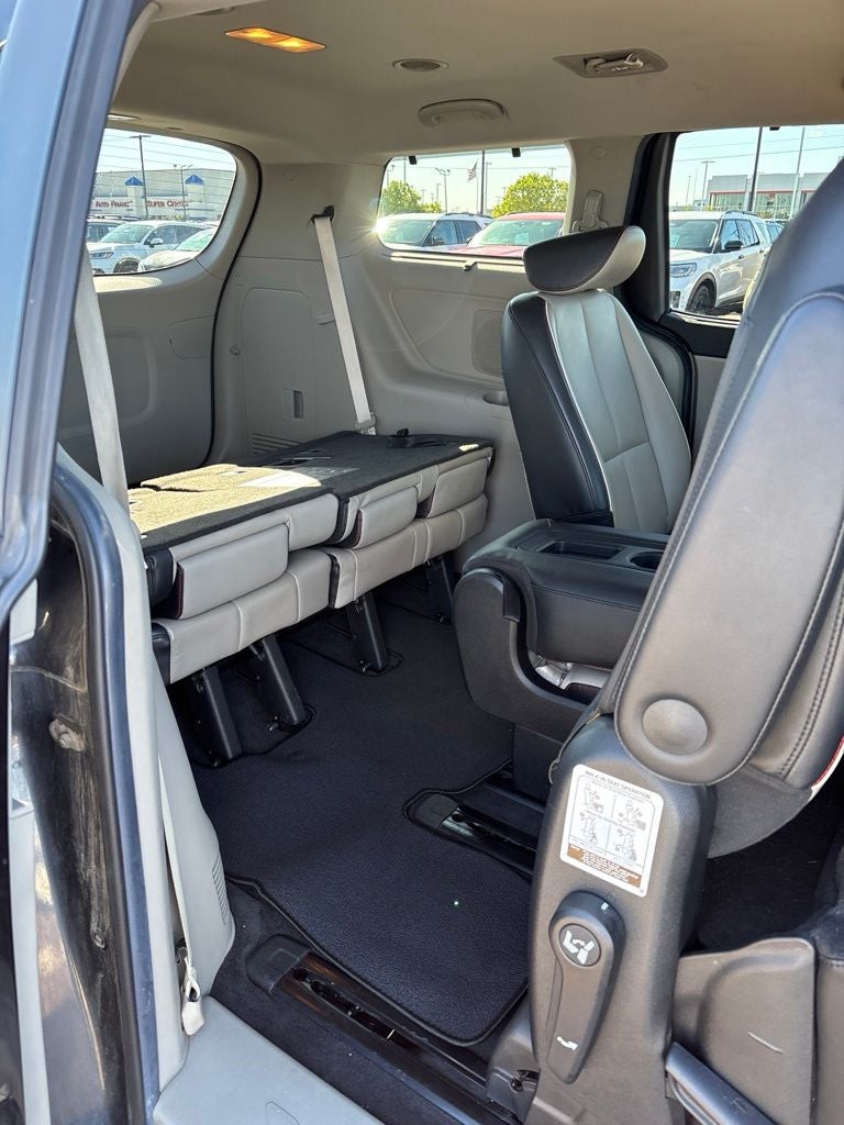 2021 Kia Sedona EX