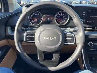 2023 Kia Carnival LX