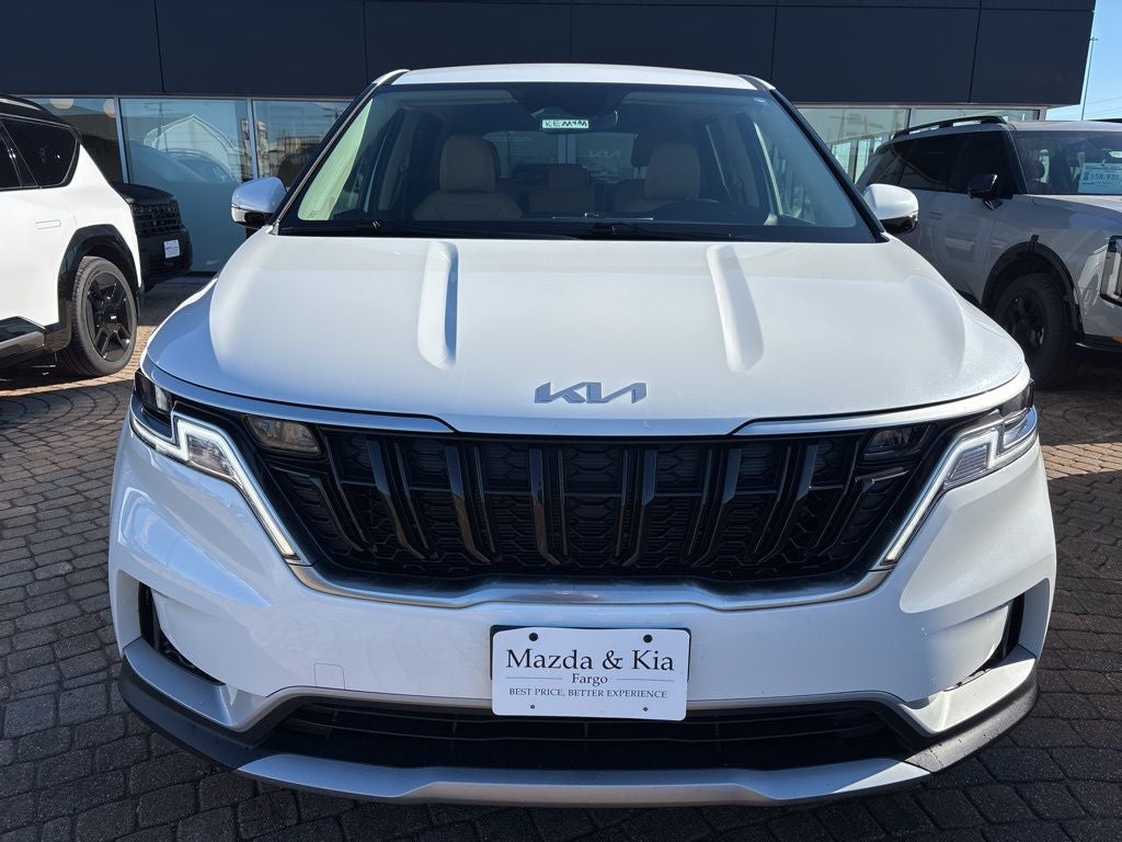 2023 Kia Carnival LX