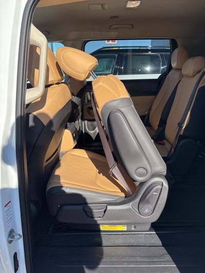 2023 Kia Carnival LX