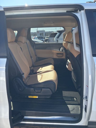 2023 Kia Carnival LX