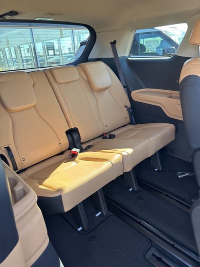 2023 Kia Carnival LX