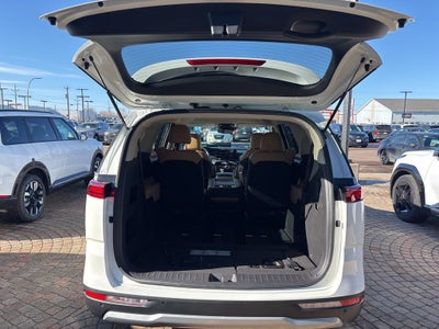 2023 Kia Carnival LX