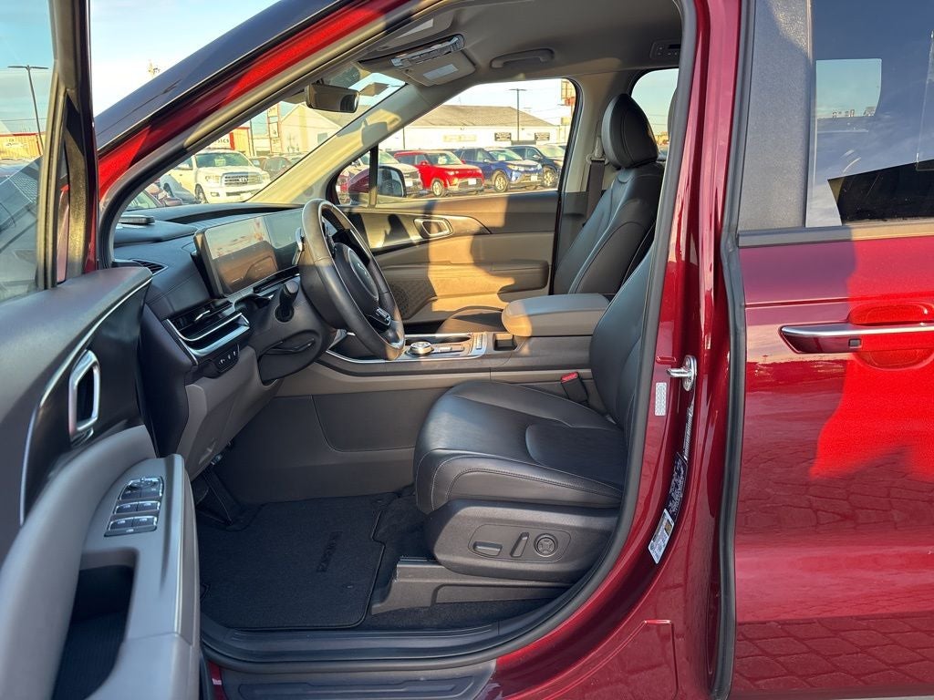 2025 Kia Carnival Hybrid LXS