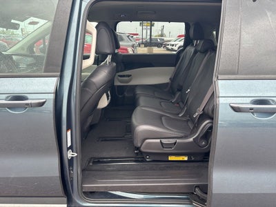 2024 Kia Carnival SX