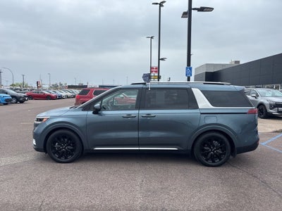 2024 Kia Carnival SX