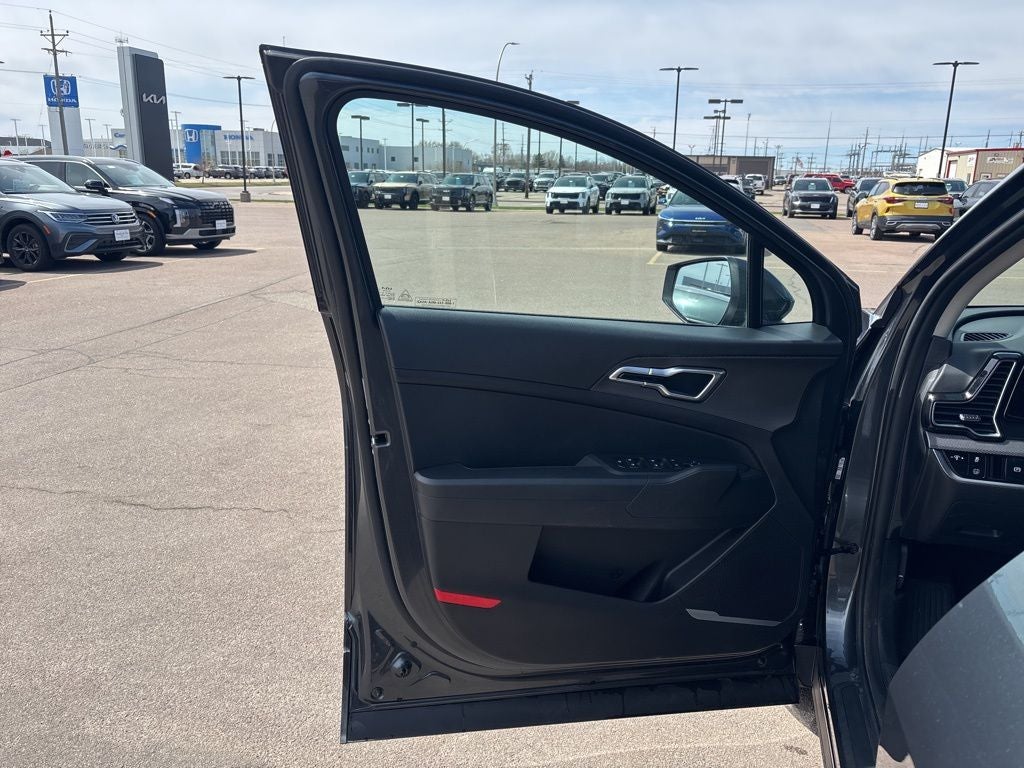 2023 Kia Sportage Hybrid LX