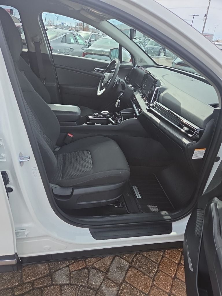 2023 Kia Sportage Hybrid LX