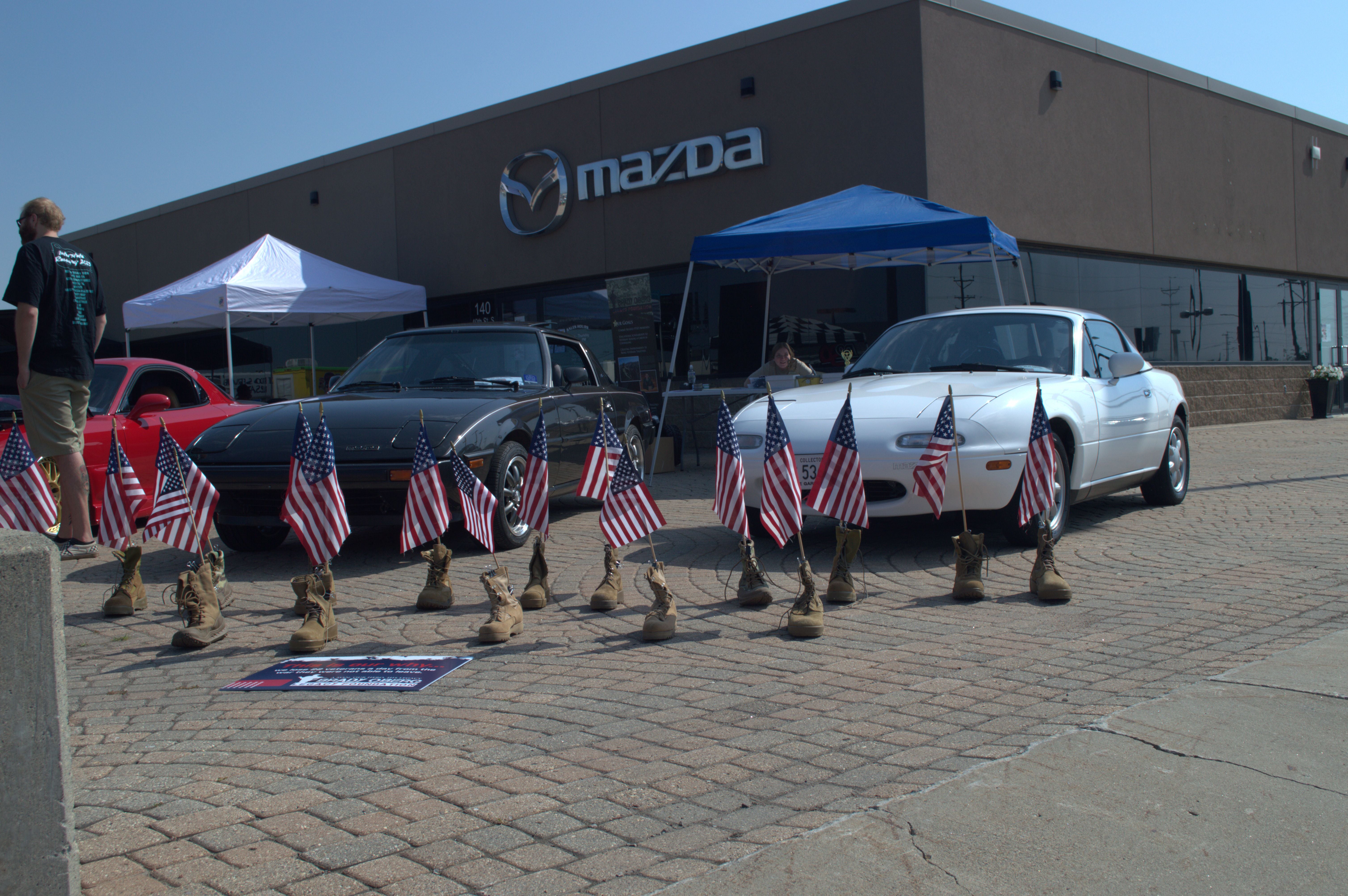 Mazda Kia Fargo Car Show Photo