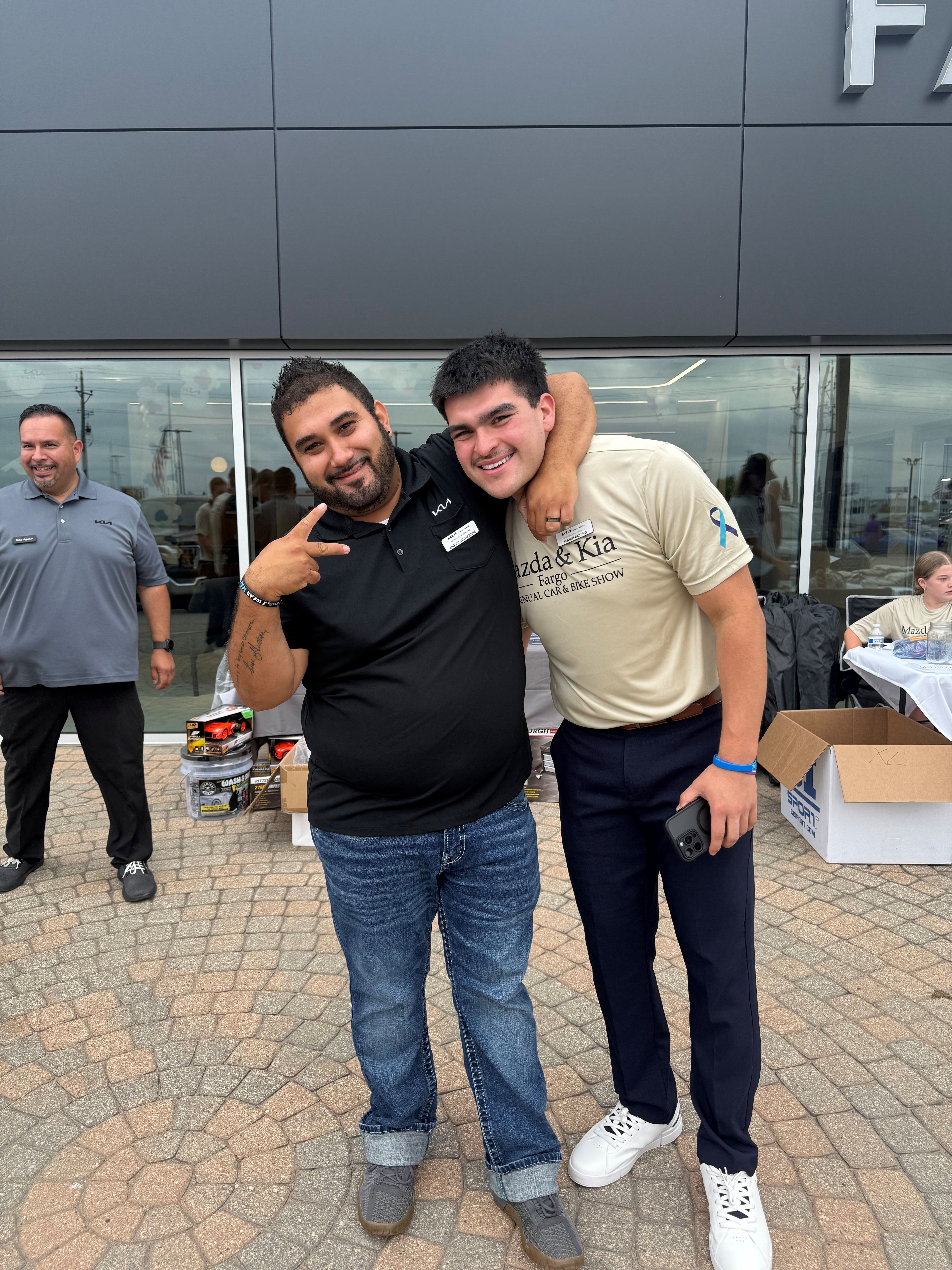 Mazda Kia Fargo Car Show Photo